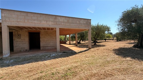 Fabbricato A Rustico Di Tre Vani & Acc., Antico Vano In Pietra E Veranda